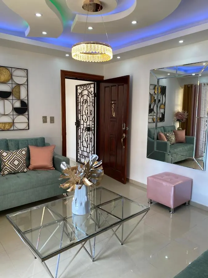 Vip Home Santiago De Los Caballeros 0*,